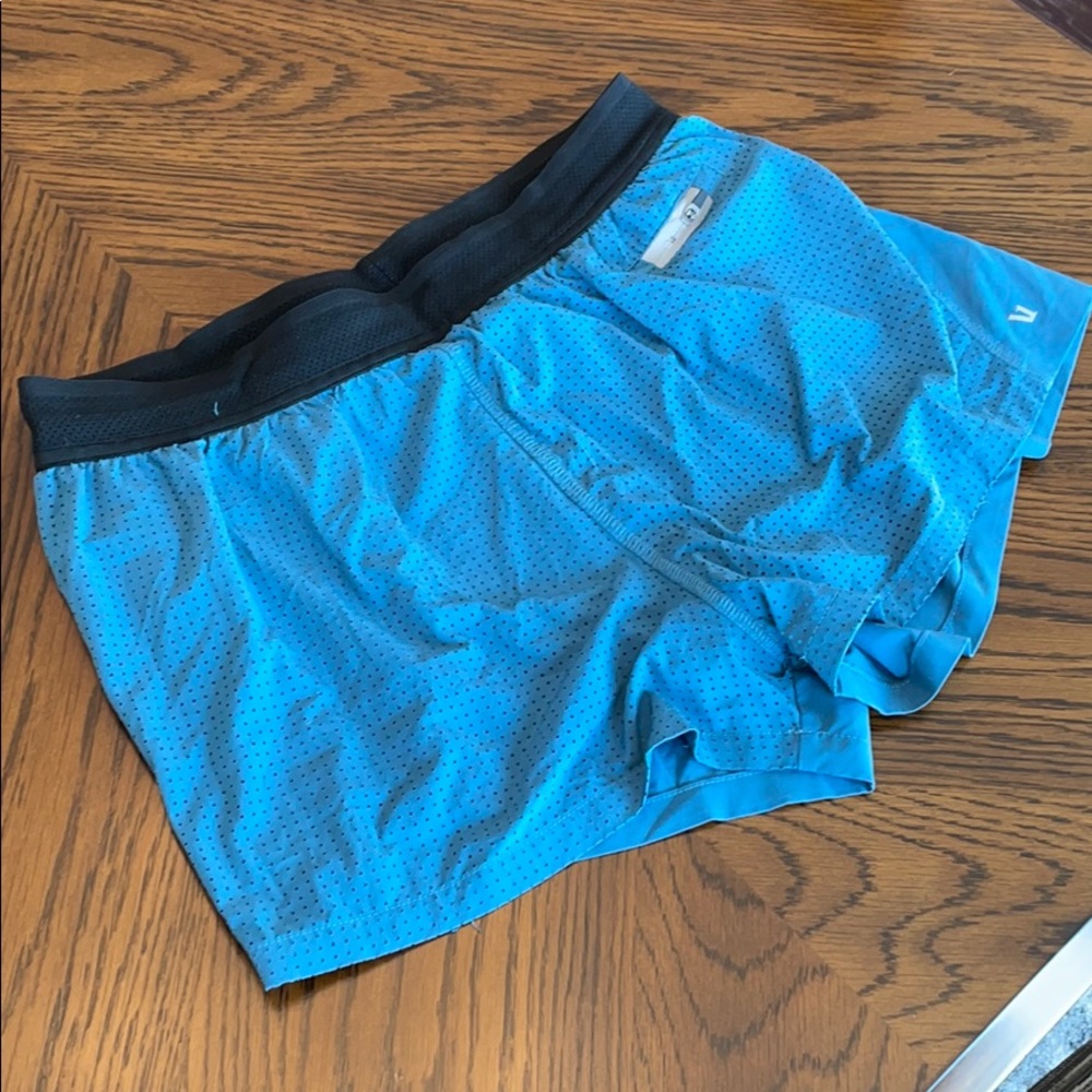 Vuori Chase Performance Short - L